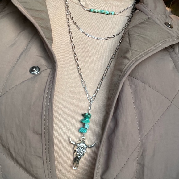 Turquoise bar necklace - Picture 3 of 3